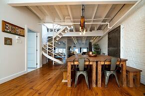 Stunning Old Montreal Penthouse