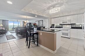 Yacht Club Villas #1-403 2 Bedroom Condo