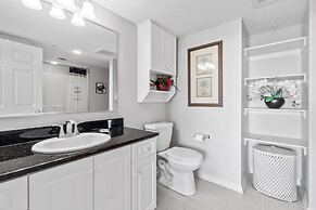 Yacht Club Villas #1-403 2 Bedroom Condo