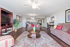 Yacht Club Villas #1-403 2 Bedroom Condo