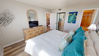 Beach House 101a 2 Bedroom Condo