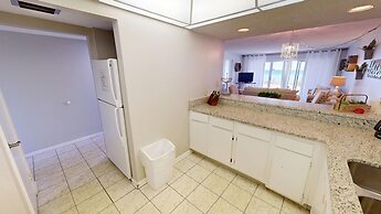 Beach House 101a 2 Bedroom Condo