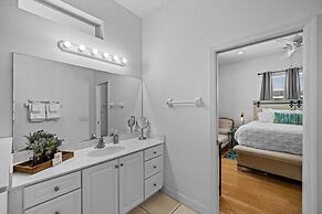 Beach Arcade - Palm Coast, Florida 4 Bedroom Home