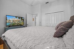 Beach Arcade - Palm Coast, Florida 4 Bedroom Home