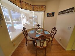 Cozy Canal 3 Bedroom Home