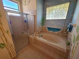 Cozy Canal 3 Bedroom Home