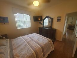 Cozy Canal 3 Bedroom Home