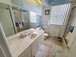 Cozy Canal 3 Bedroom Home