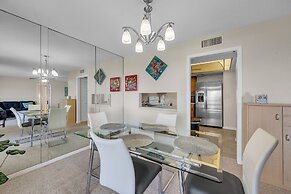 Gulf-view Condo With Resort-style Amenities 2 Bedroom Condo