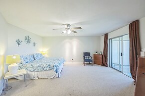 Gulf-view Condo With Resort-style Amenities 2 Bedroom Condo
