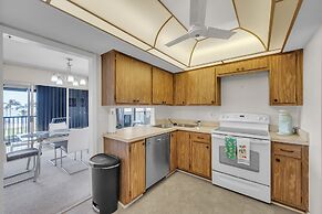 Gulf-view Condo With Resort-style Amenities 2 Bedroom Condo