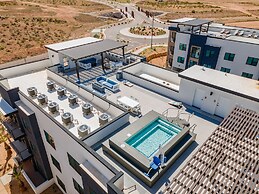 Desert Beachcomber 5 Bedroom Townhouse