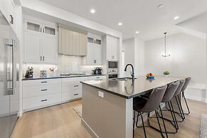 Desert Beachcomber 5 Bedroom Townhouse