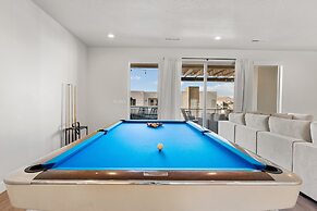 Desert Beachcomber 5 Bedroom Townhouse