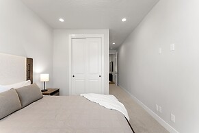 Desert Beachcomber 5 Bedroom Townhouse