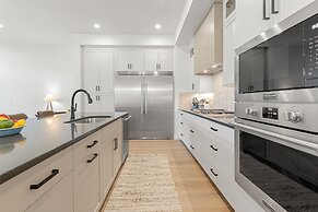 Desert Beachcomber 5 Bedroom Townhouse