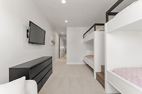 Desert Beachcomber 5 Bedroom Townhouse