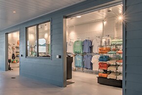 The Oasis 903 Formerly Phoenix West Ii 903 3 Bedroom Condo