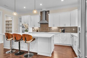 The Pearl Of Killearn 6 Bedroom Home