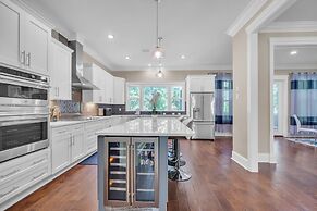 The Pearl Of Killearn 6 Bedroom Home