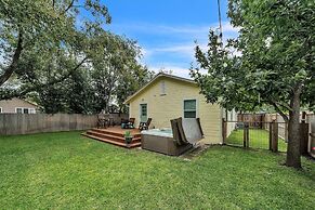 Charming Canary Cottage Retreat 3 Bedroom Cottage