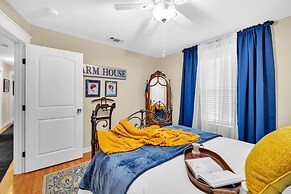 Charming Canary Cottage Retreat 3 Bedroom Cottage