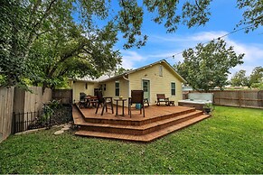 Charming Canary Cottage Retreat 3 Bedroom Cottage