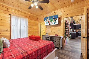 XmasCabins by SmokyStays - Christmas Themed Year Round