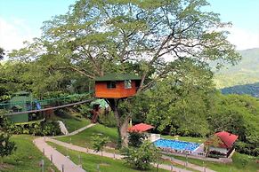 Complejo Turístico Hotel Ganbare