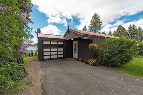 Historic  Gilchrist Waterfront Resort