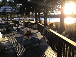 Historic  Gilchrist Waterfront Resort