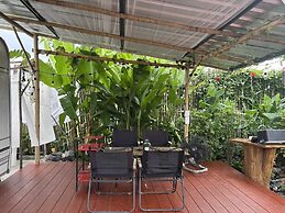 R Resident Resort