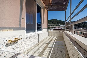 GEOJE-SI HOUND HOTEL JANGSEUNGPO