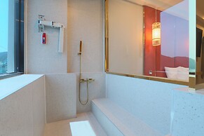 GEOJE-SI HOUND HOTEL JANGSEUNGPO