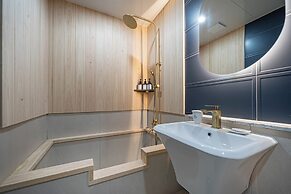 GEOJE-SI HOUND HOTEL JANGSEUNGPO