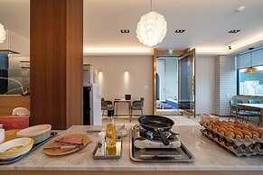 GEOJE-SI HOUND HOTEL JANGSEUNGPO