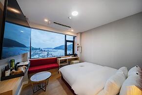 GEOJE-SI HOUND HOTEL JANGSEUNGPO