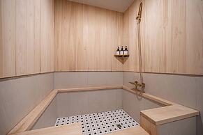 GEOJE-SI HOUND HOTEL JANGSEUNGPO