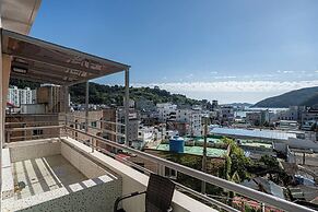 GEOJE-SI HOUND HOTEL JANGSEUNGPO