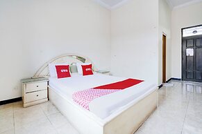 Collection O Kauman Near Stasiun Pekalongan Formerly Hotel Dian Chanda