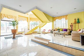 Collection O Kauman Near Stasiun Pekalongan Formerly Hotel Dian Chanda