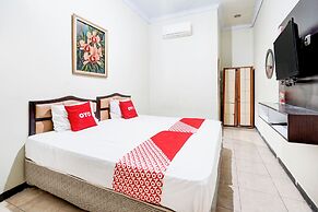 Collection O Kauman Near Stasiun Pekalongan Formerly Hotel Dian Chanda