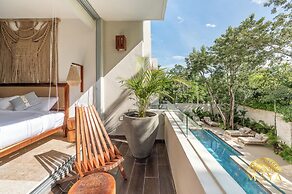 NHOA 209A Lux 2BR  Pool View Aldea Zama