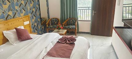 Hotel Necklace Moon Restaurants