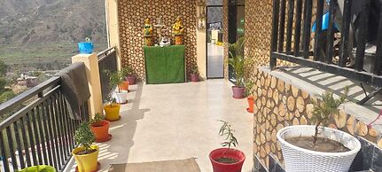 Hotel Necklace Moon Restaurants