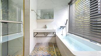 Gyeongju Wave Dokchae Poolvilla Pension