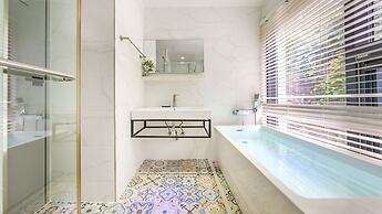 Gyeongju Wave Dokchae Poolvilla Pension