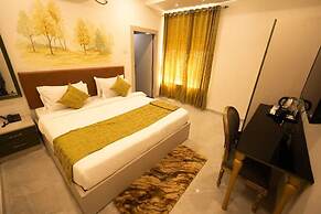 Moon Walk Hotel & Restaurant