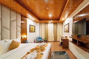 The Whitestone Inn & Suites Manali