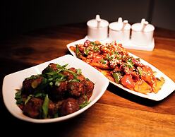 The Whitestone Inn & Suites Manali